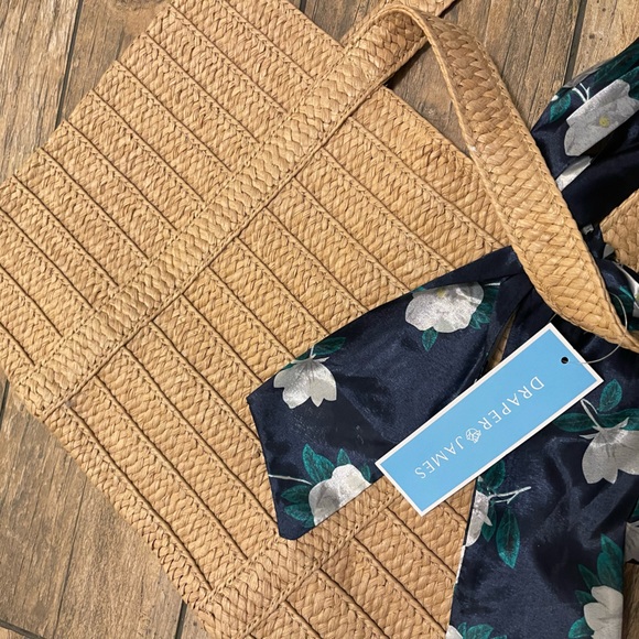 Draper & James Hand Bag sea grass woven with sash or scarf - Picture 2 of 3